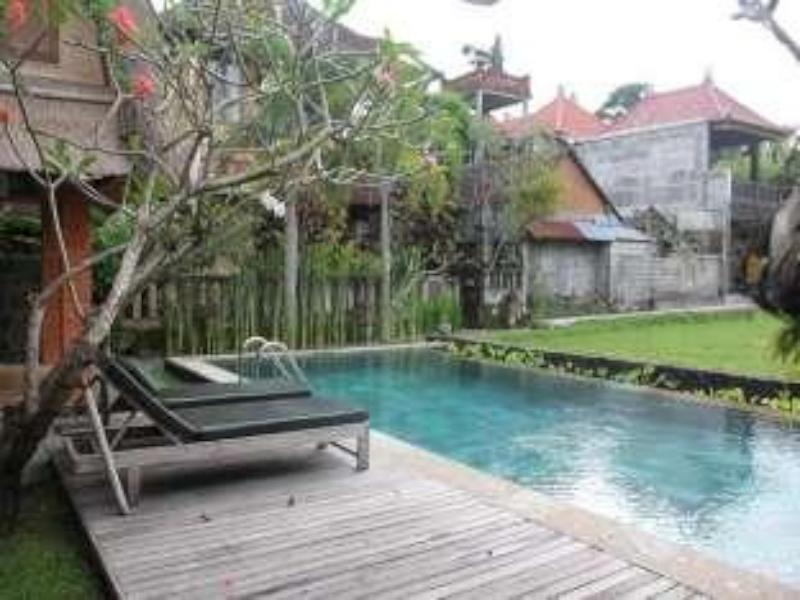 Ubud Lestari Bungalows Exterior photo