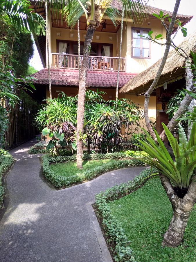 Ubud Lestari Bungalows Exterior photo