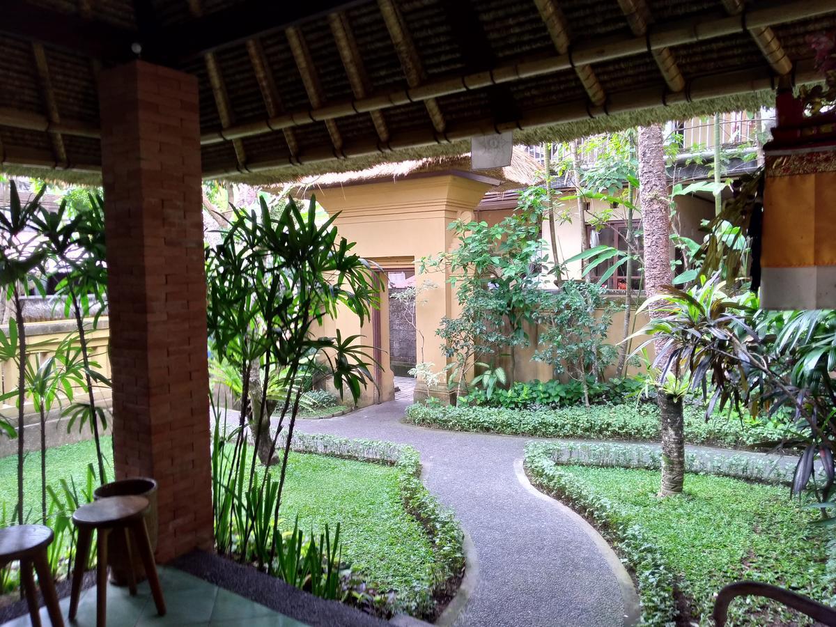 Ubud Lestari Bungalows Exterior photo